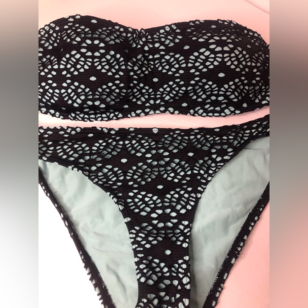 Black Lace Strapless Bikini – Blue Lining, Two-Piece (S/M) - Picture 5 of 12